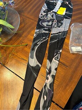 Emilio Pucci Black, Gray & Light Pink Abstract Print Leggings
